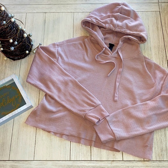 Wild Fable blush pink crop top hooded waffle shirt size xsmall like brand new